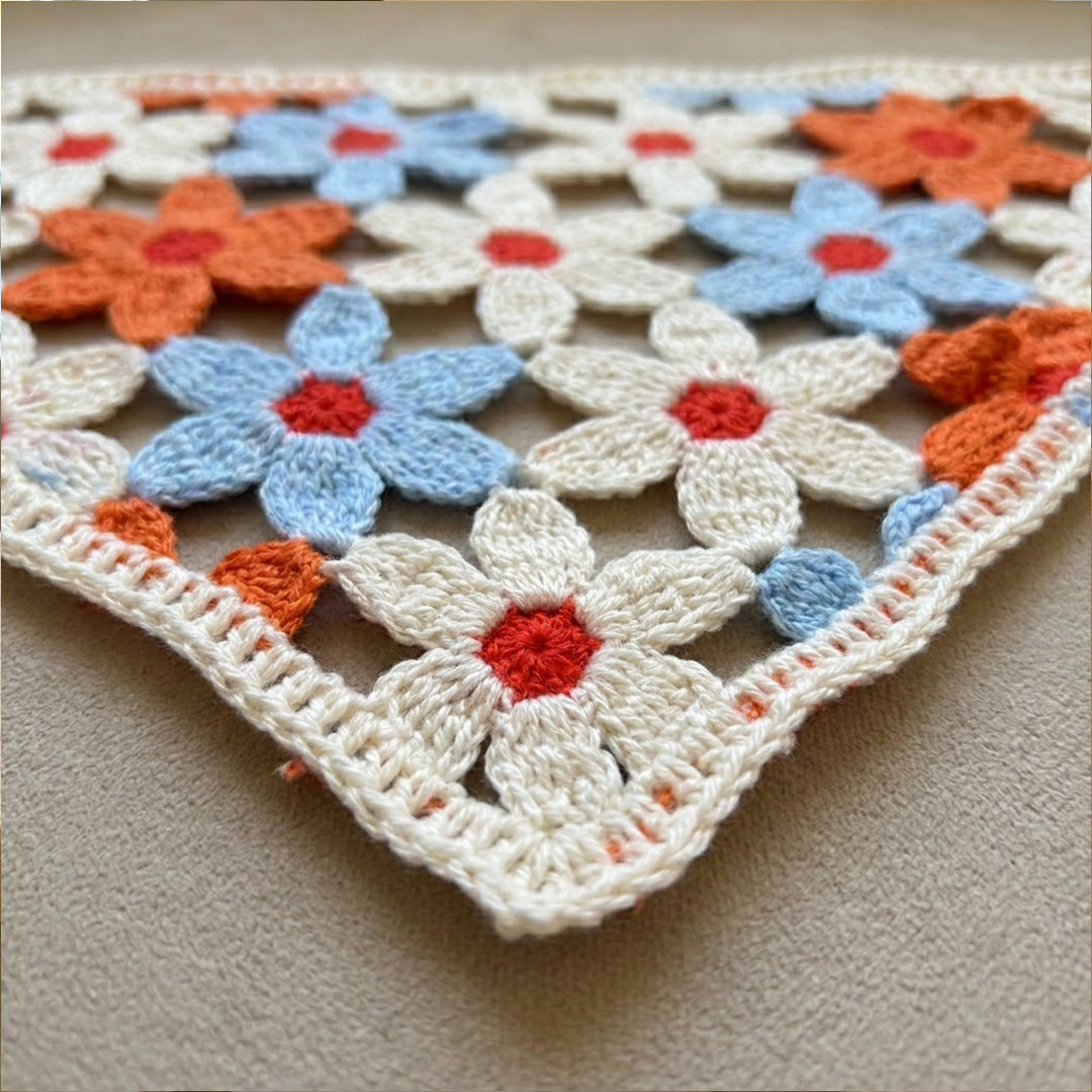 Renkli Papatya Desenli Örgü Bandana