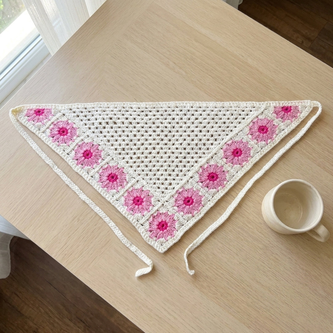 Papatya Kenarlı Örgü Bandana | Kontrast Desen