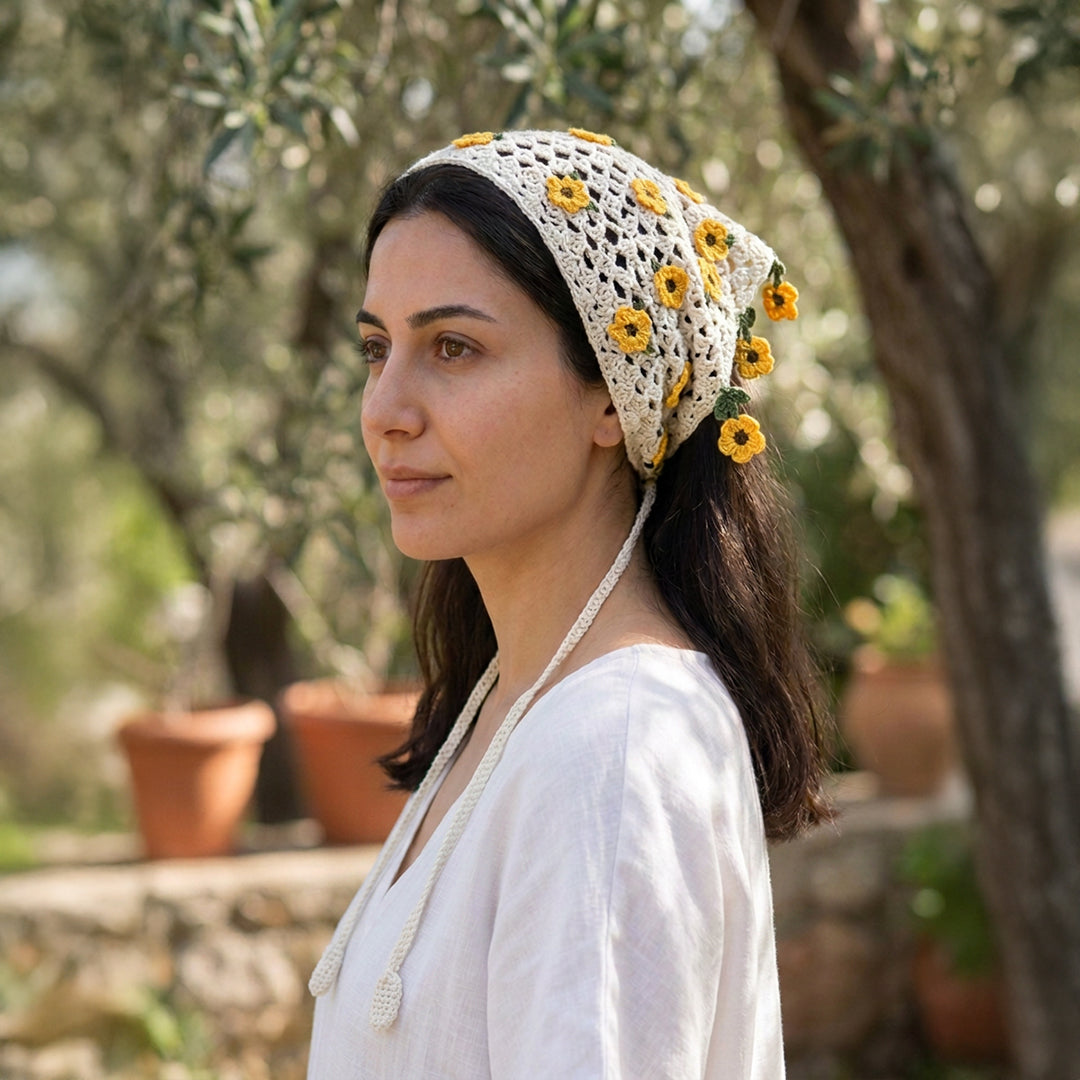 Çiçekli Saçaklı Örgü Bandana
